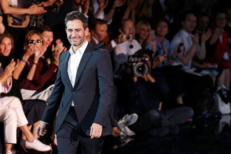 designer marc jacobs leaving louis vuitton